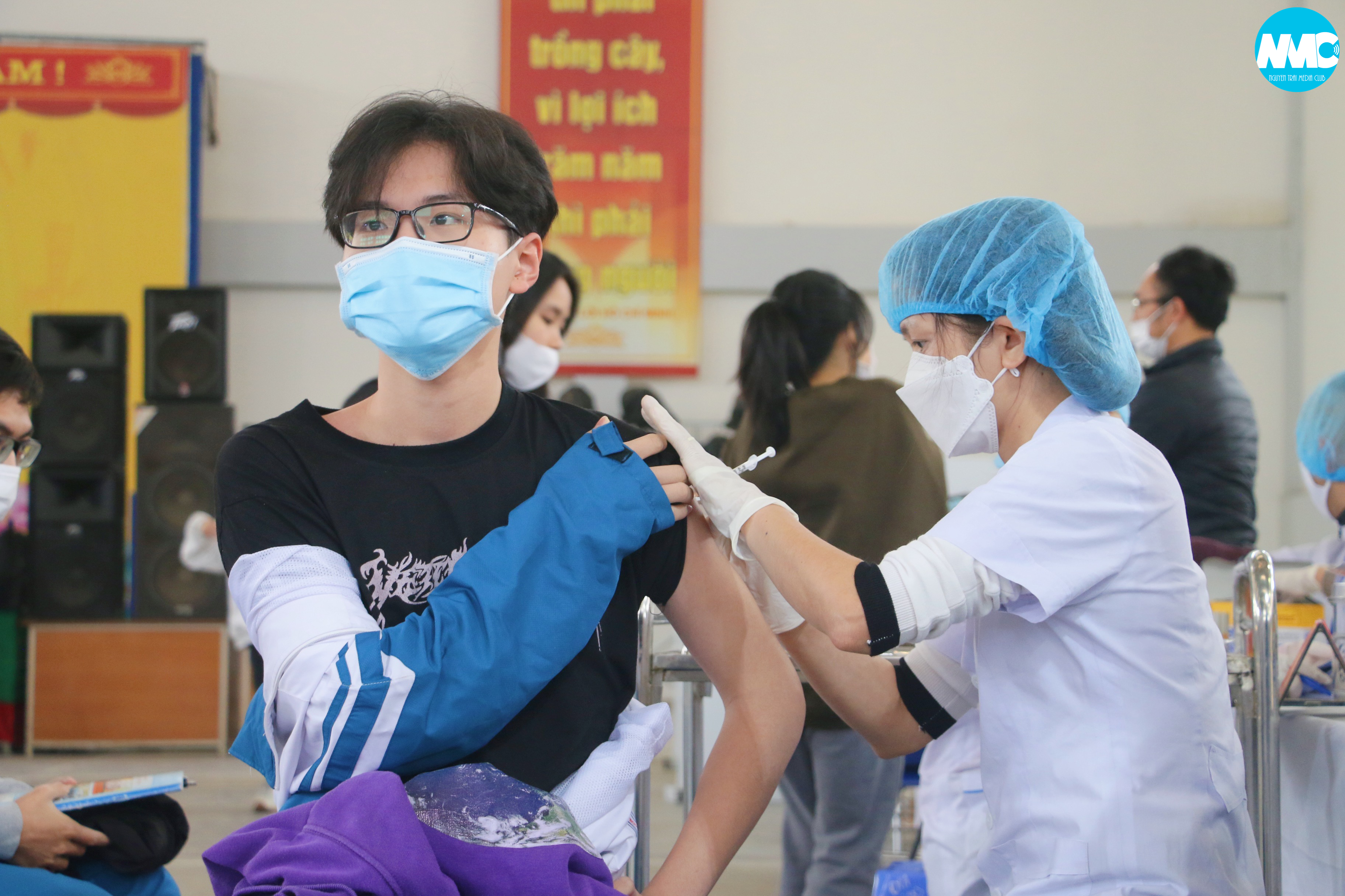 Buổi tiêm Vaccine phòng Covid-19 đợt I của trường THPT Chuyên Nguyễn Trãi